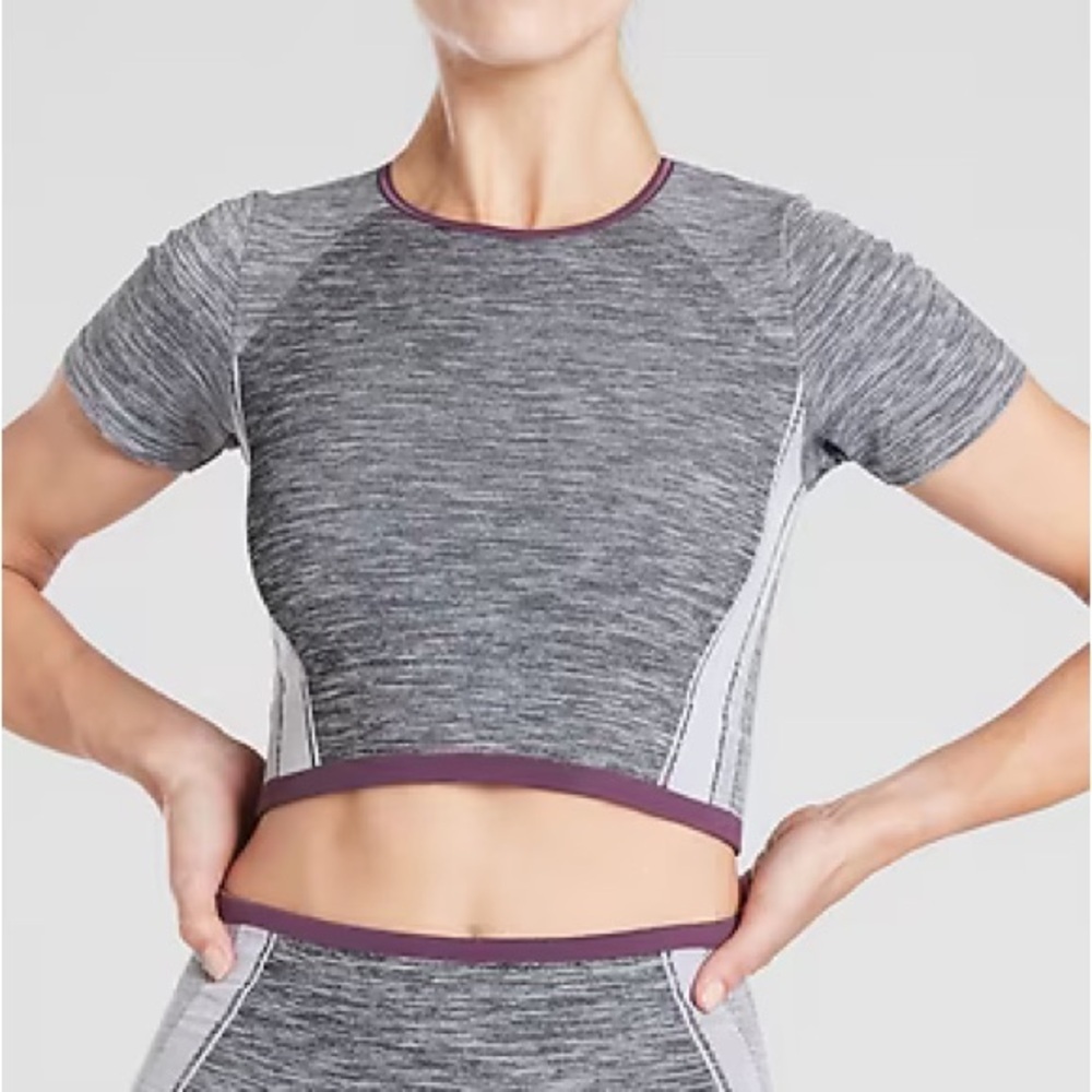 Athleta Women S Purple Grey Heather Short Sleeve Seamless Impact Crop Tee